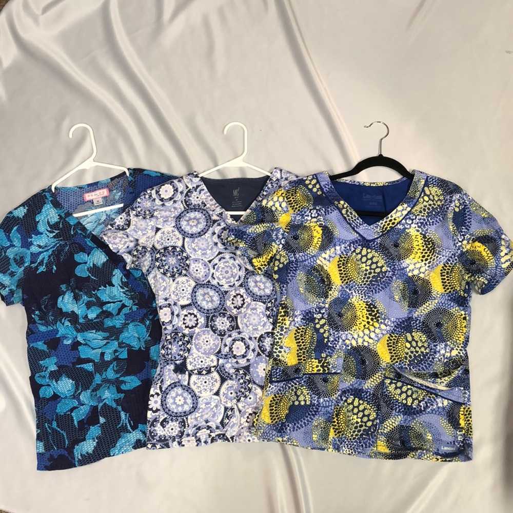 3 pack of Women’s Scrub Tops